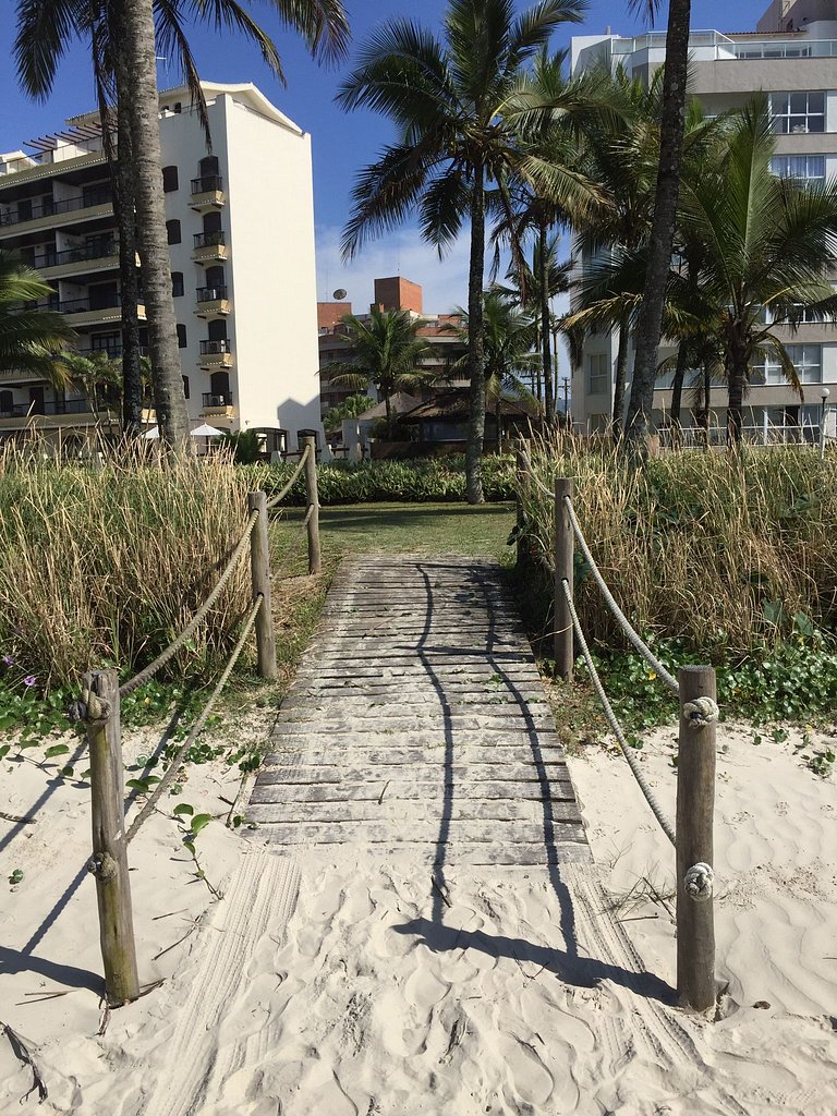 Riviera: M4 Giardino 44A, Beach front