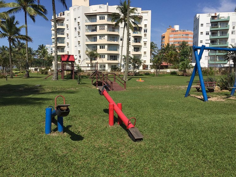 Riviera: M4 Giardino 44A, Beach front