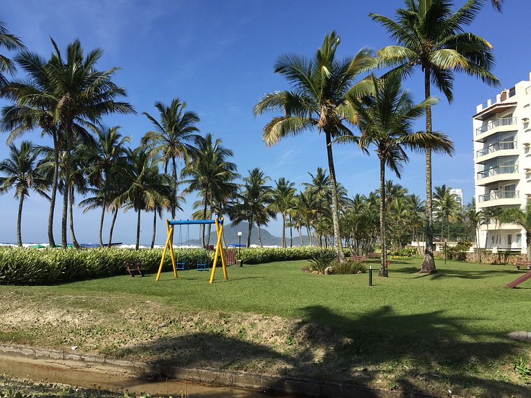 Riviera: M4 Giardino 44A, Beach front
