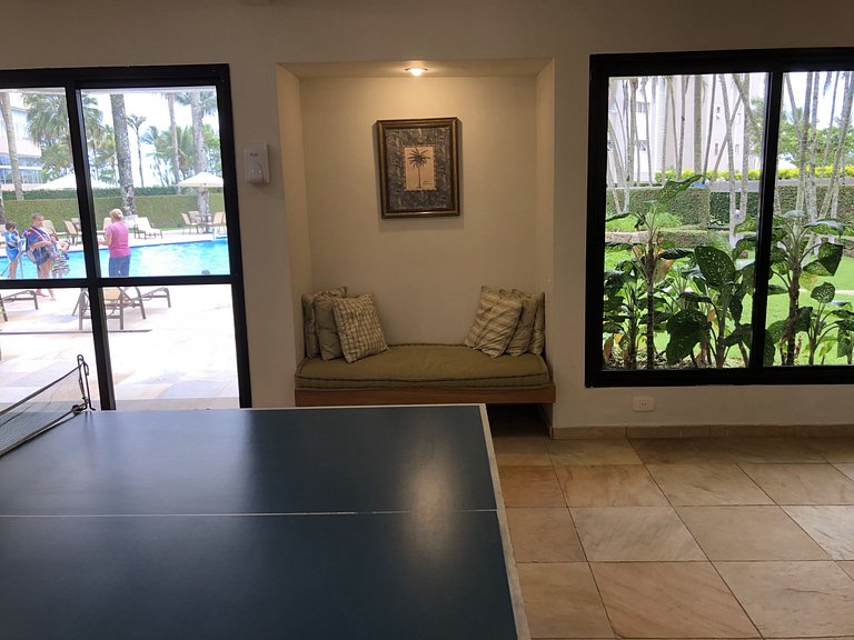 Riviera: M3 Kingston Town 61, beach front