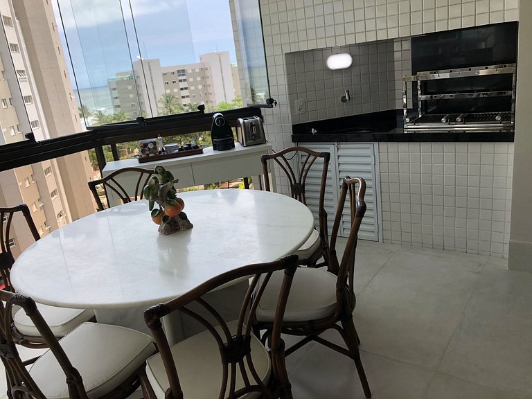 Riviera: M3 Kingston Town 61, front de mer, promenade sur l'